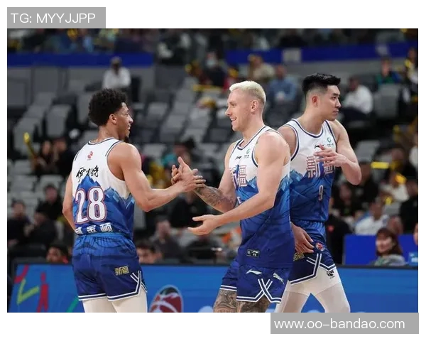 新疆伊力特在常规赛第二轮中遭遇北京北汽的强劲挑战未能逆转局势