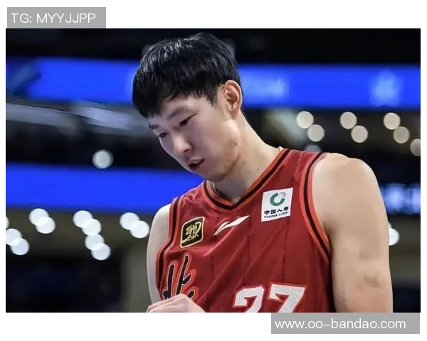 周琦祝贺前辈入选中国篮球名人堂激励后辈奋勇拼搏